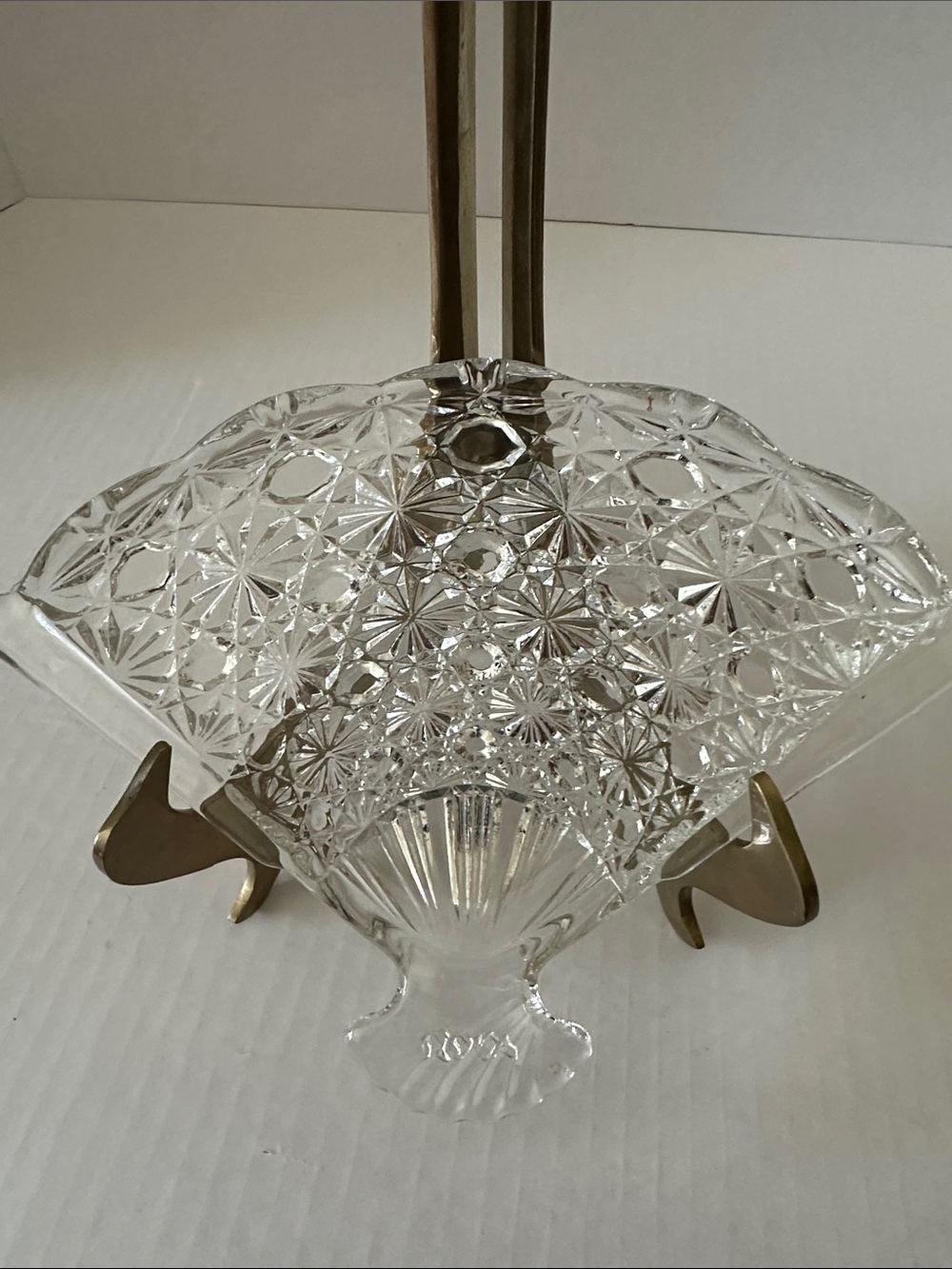 Vintage Daisy &Button Cut Crystal Fan-Shaped Trinket Dish by Avon